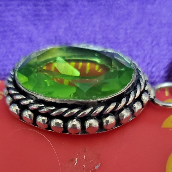 Sterling silver period pendant - Picture 4 of 4